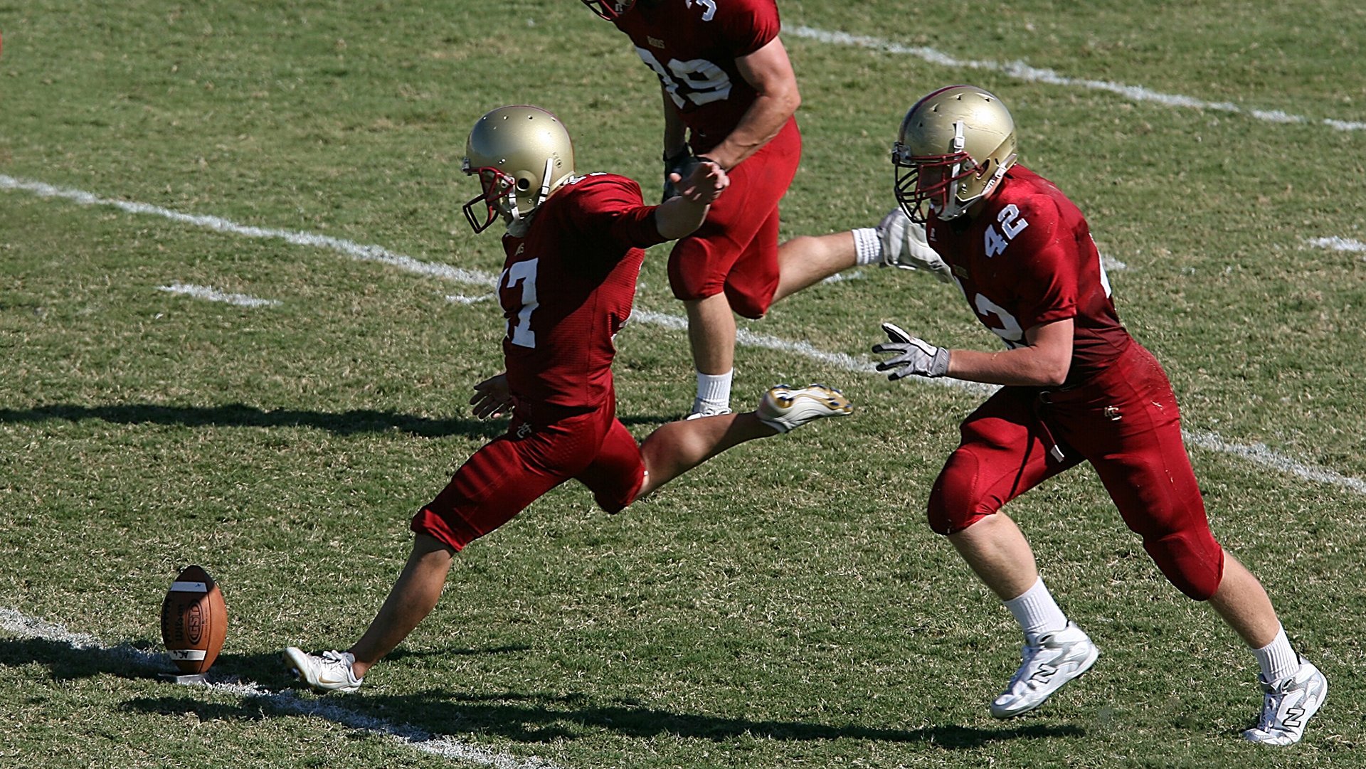 九游在线玩-“智能裁判技术在中超首次应用，比赛公平性显著提升”，人工智能足球裁判