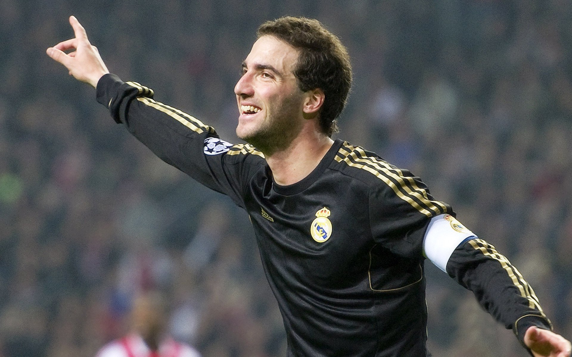 九游体育链接-法甲连胜势头强劲，争冠悬念加剧，法甲几场